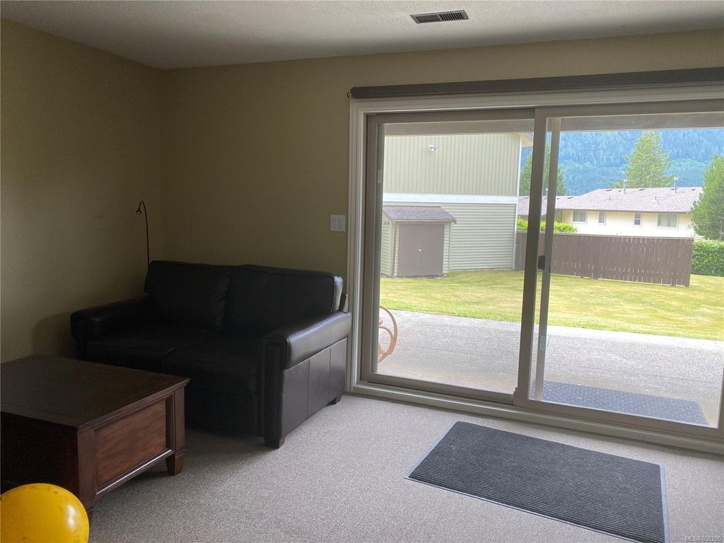 listing image 16047293119449735620
