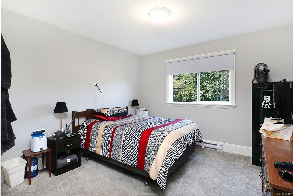 listing image 16048666306880121121