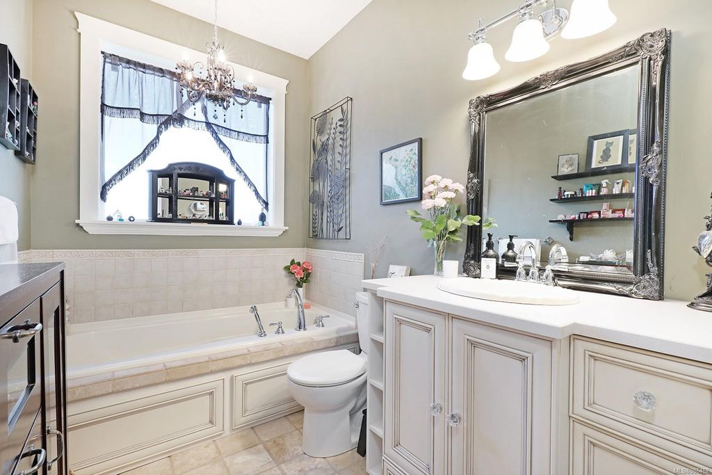 listing image 16048653862395181292