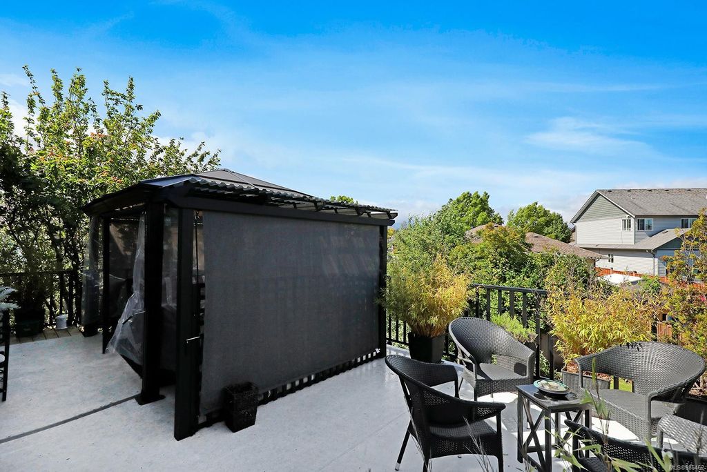 listing image 16040412616665522767