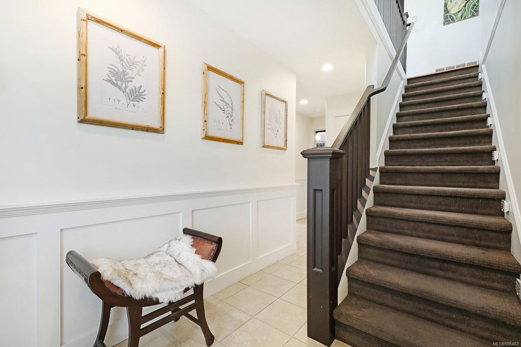 listing image 16048056533522333732