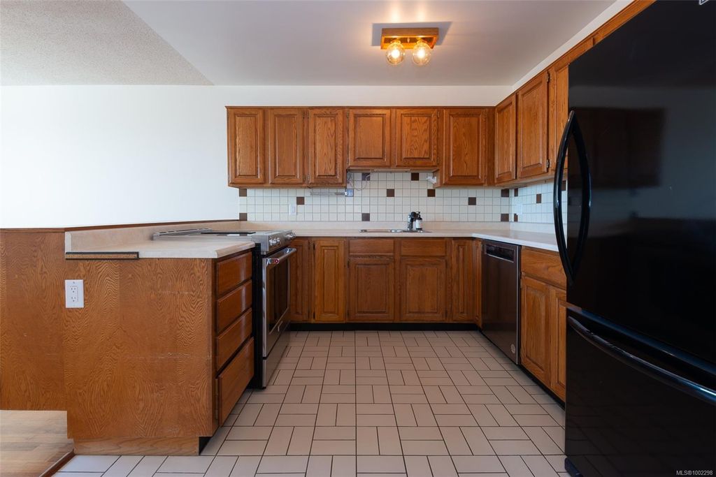 listing image 16046350584248547289