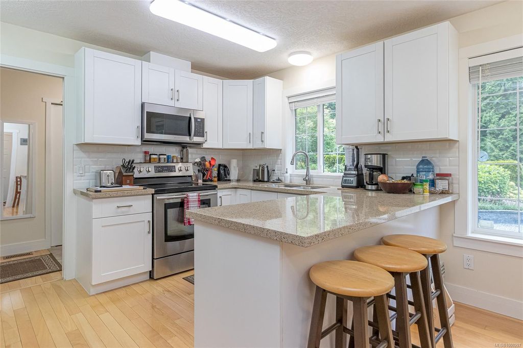 listing image 16042151615041740060