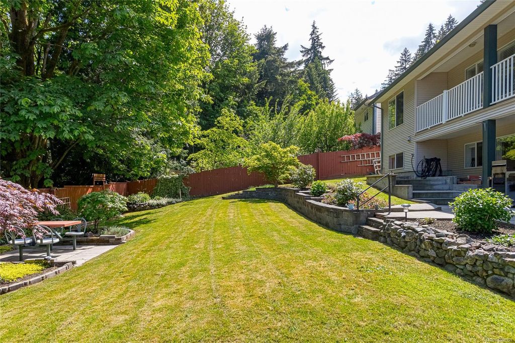 listing image 16043644274524272421