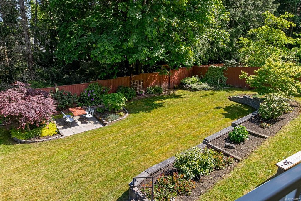 listing image 16048277336973431944