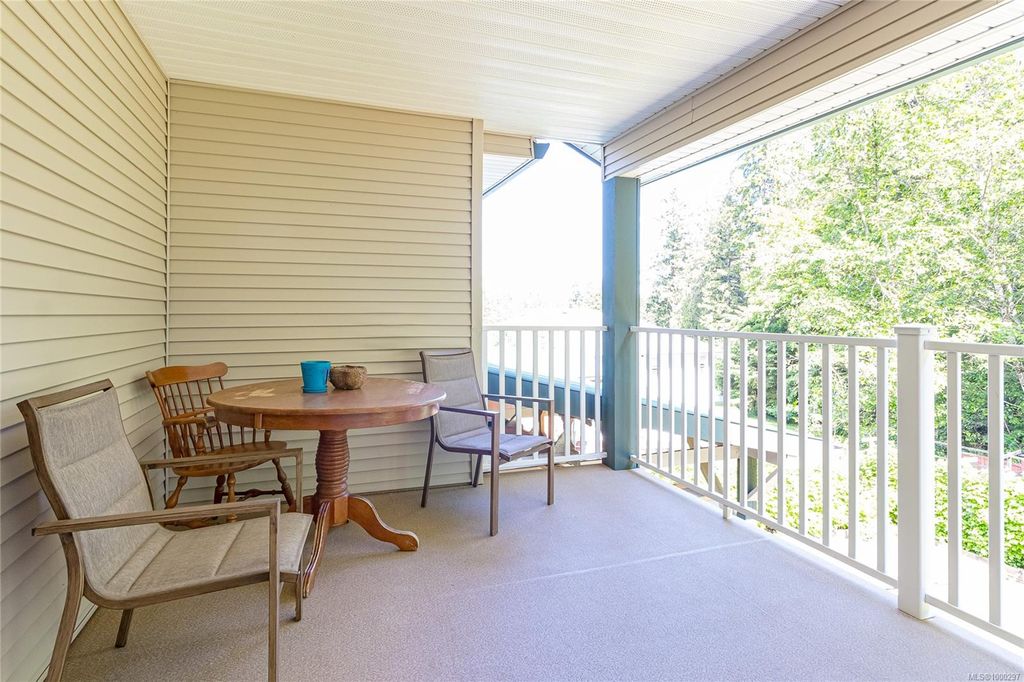 listing image 16046940336629114041