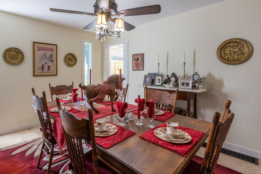 listing image 16040151931398302886