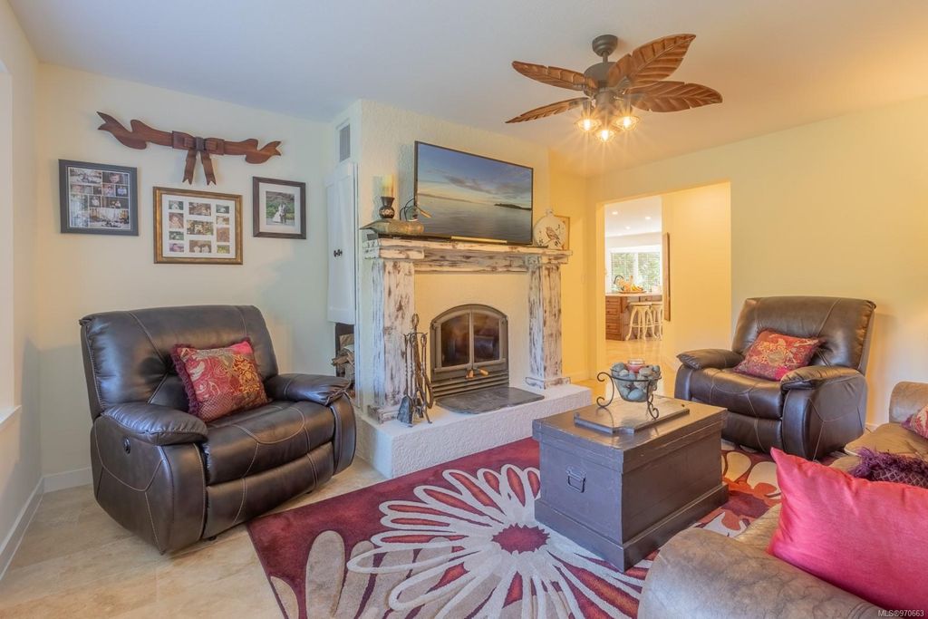listing image 16045081170796928566