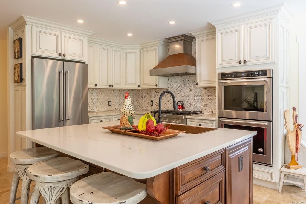 listing image 16046148421913393978