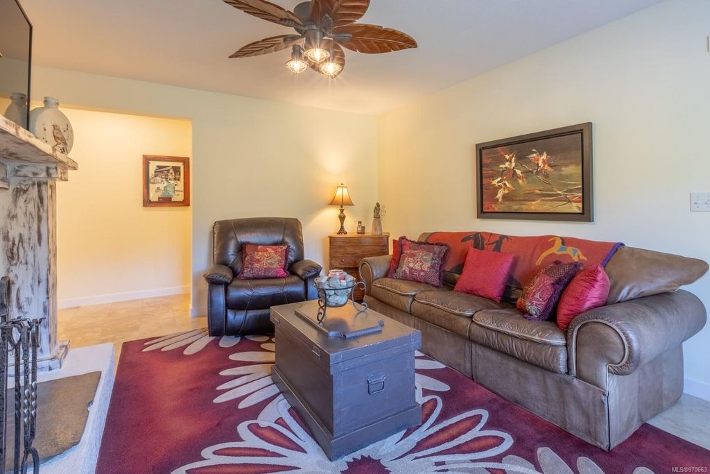 listing image 16046343996515130721