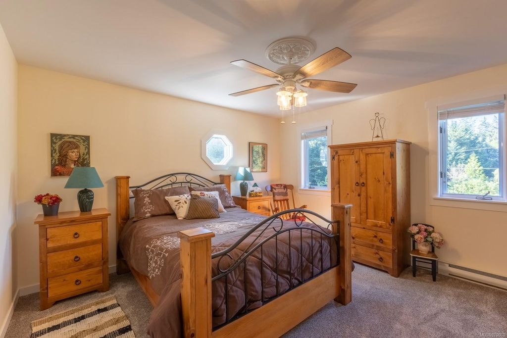 listing image 16045659510829535843