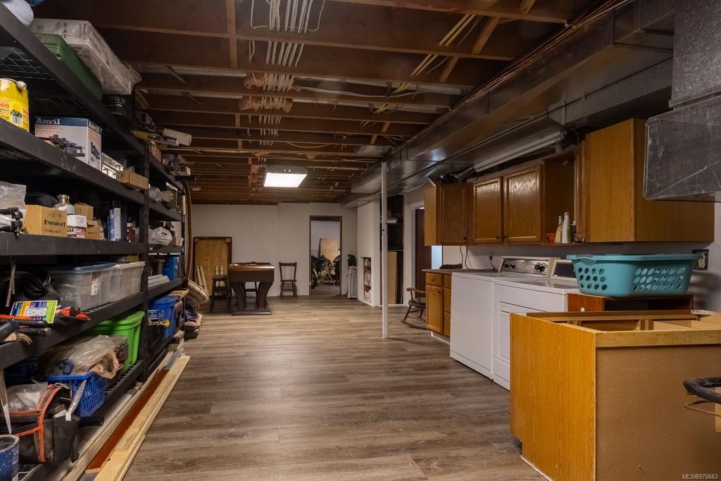 listing image 16042197053774274032