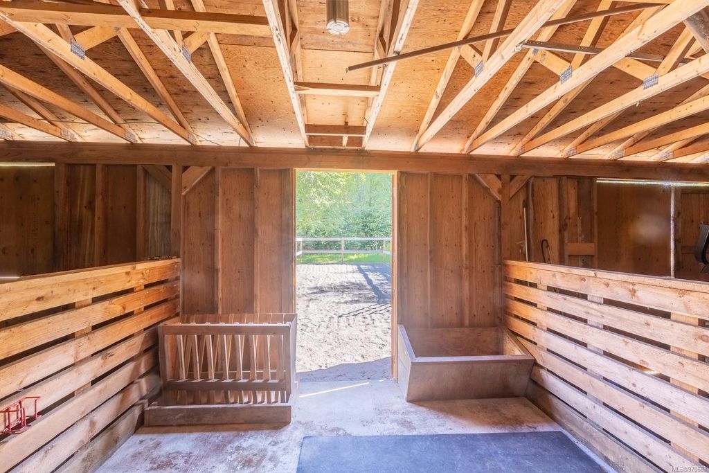 listing image 16040547294259612951