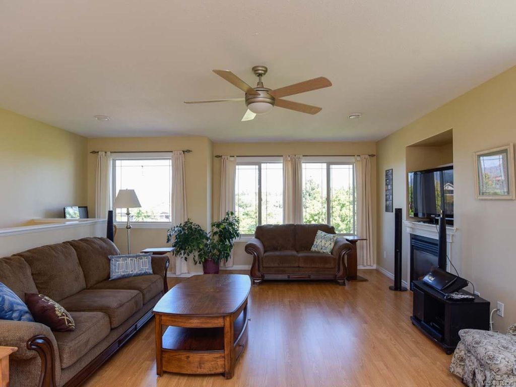 listing image 16043911278400