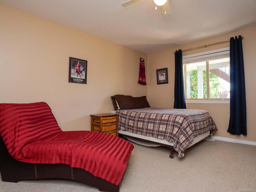 listing image 16042985579666179770