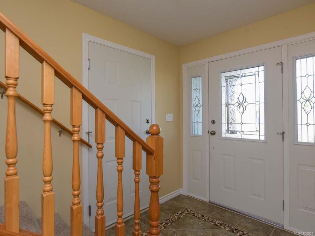 listing image 16041180926965