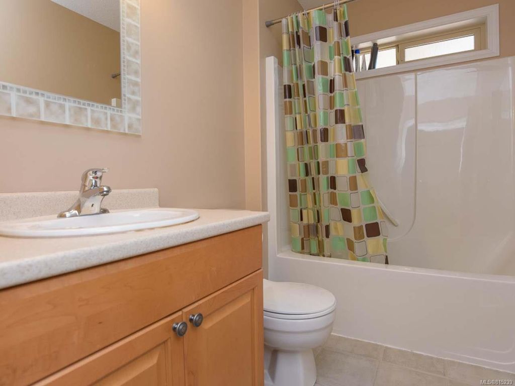 listing image 16042170970846