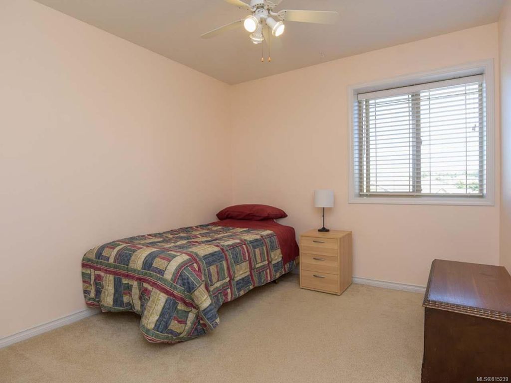 listing image 16042718635865