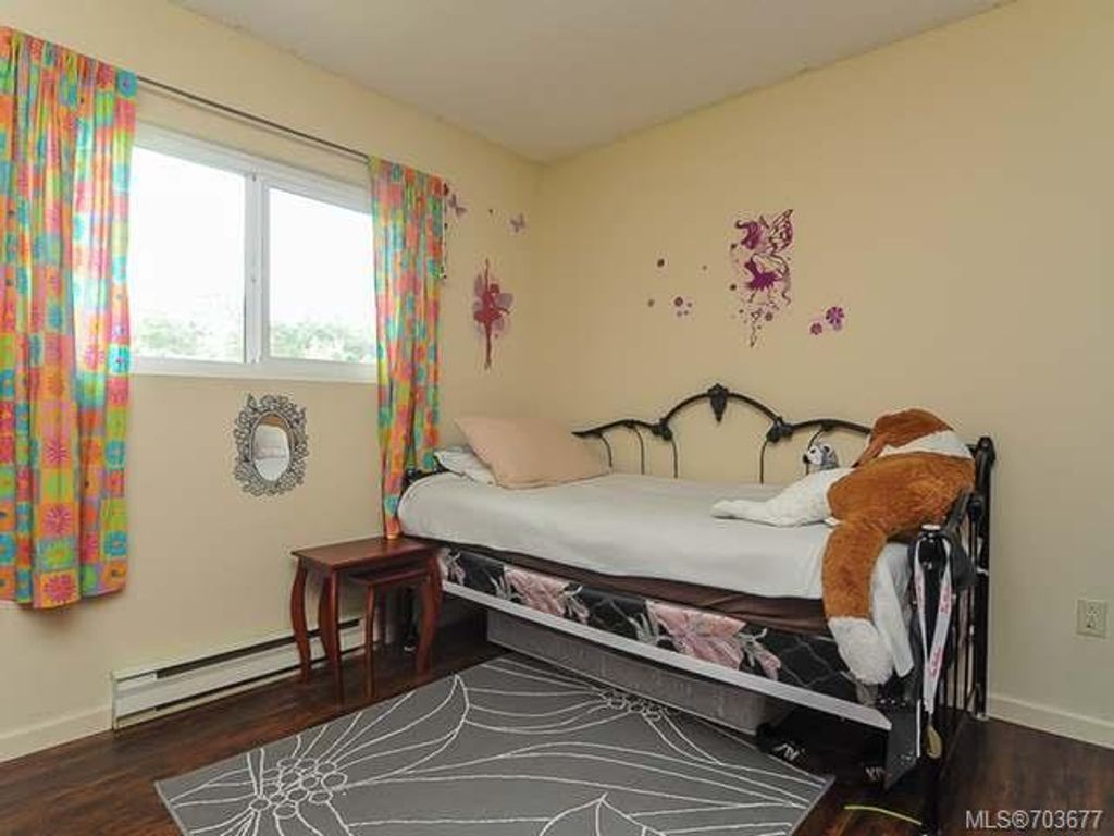 listing image 16042783103512633010