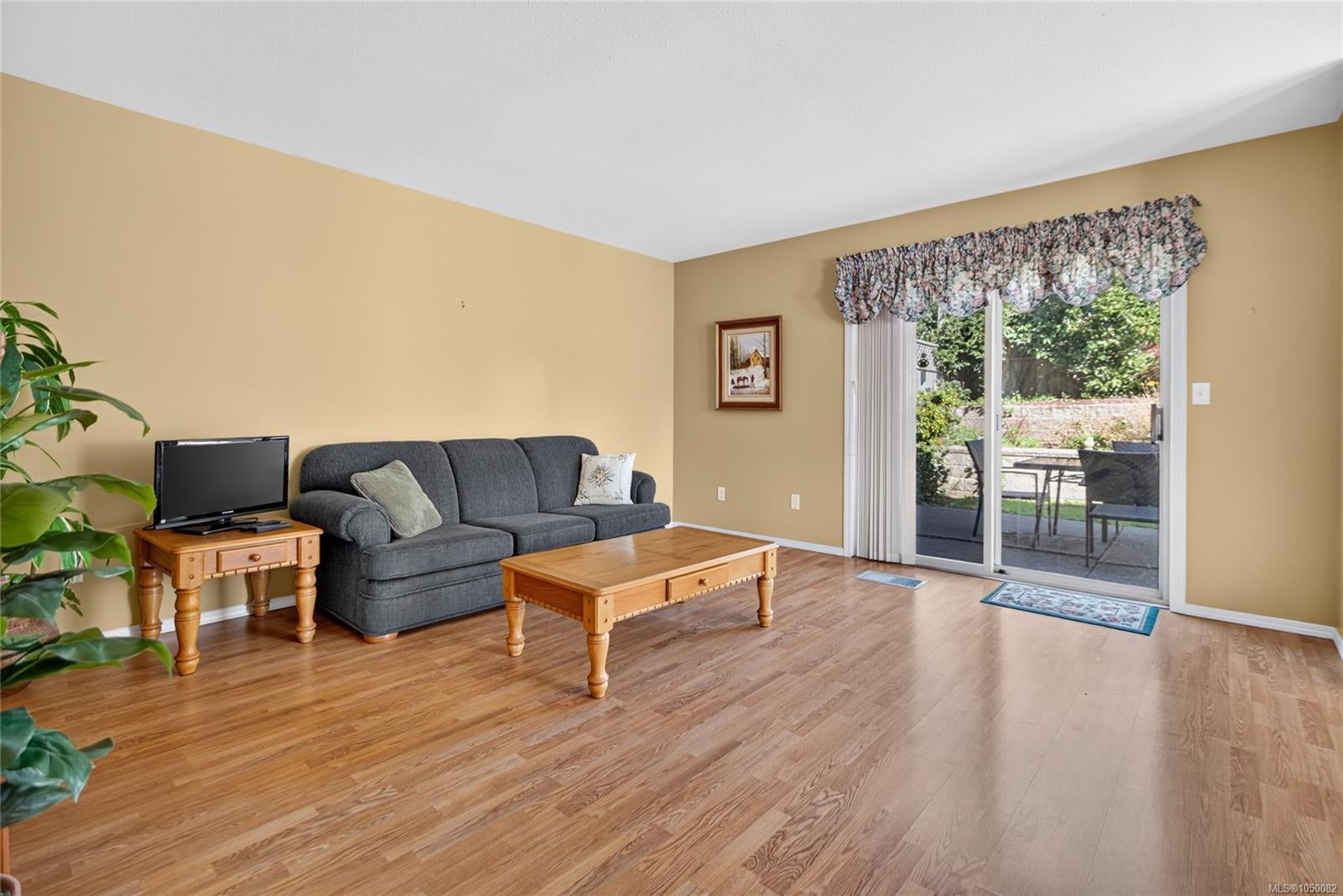 395 Nim Nim Ave B
