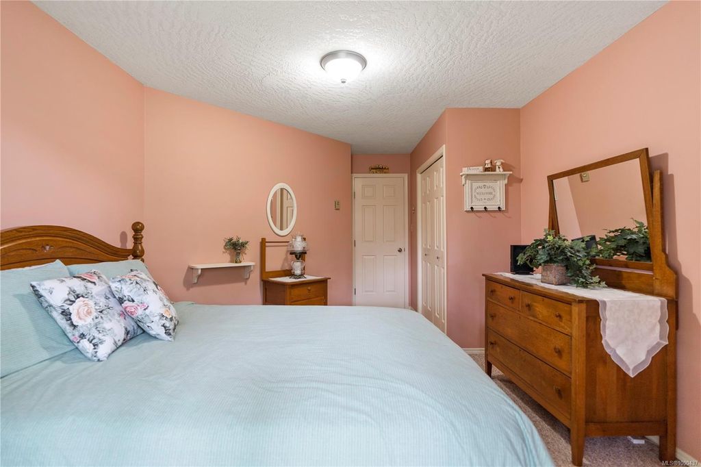 listing image 16047543284873514052
