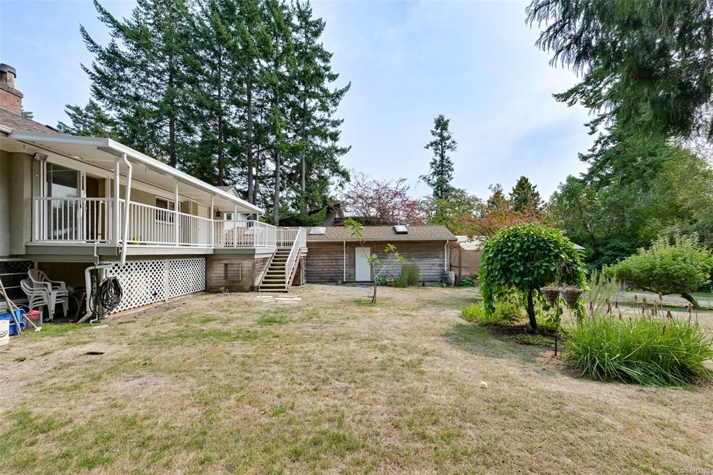 listing image 16049787199852412069