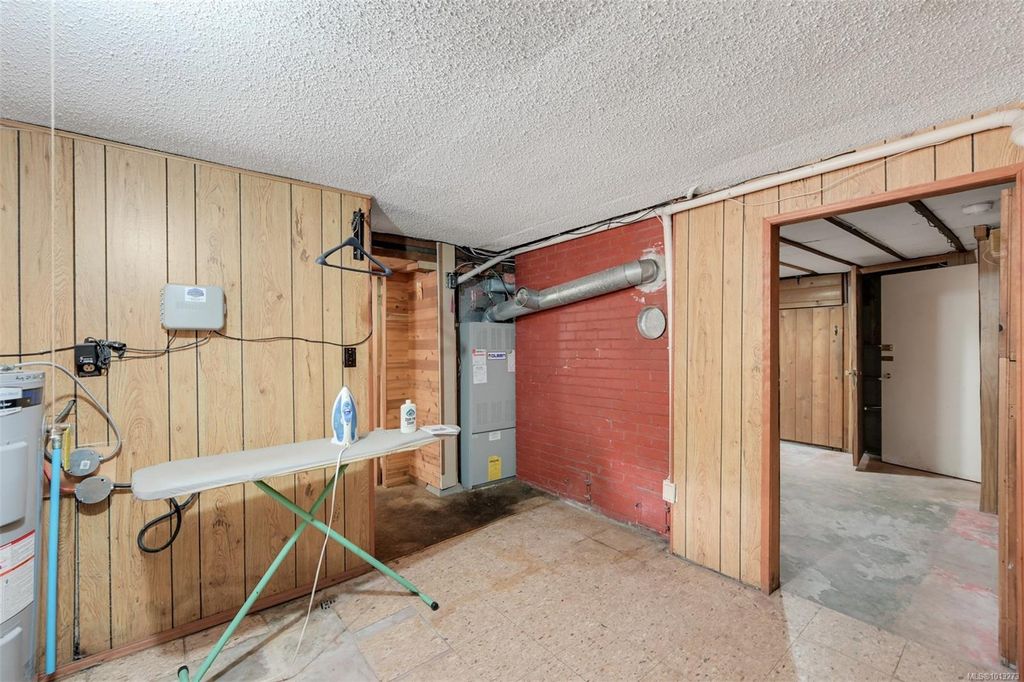 listing image 16042528121582417429
