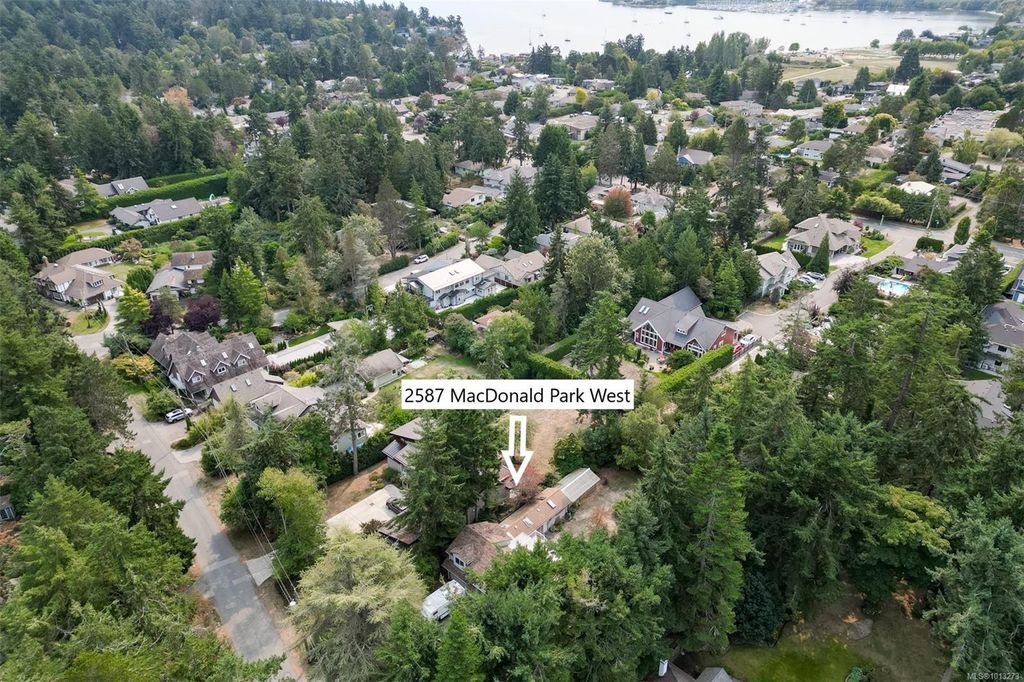 listing image 16049990099875660496