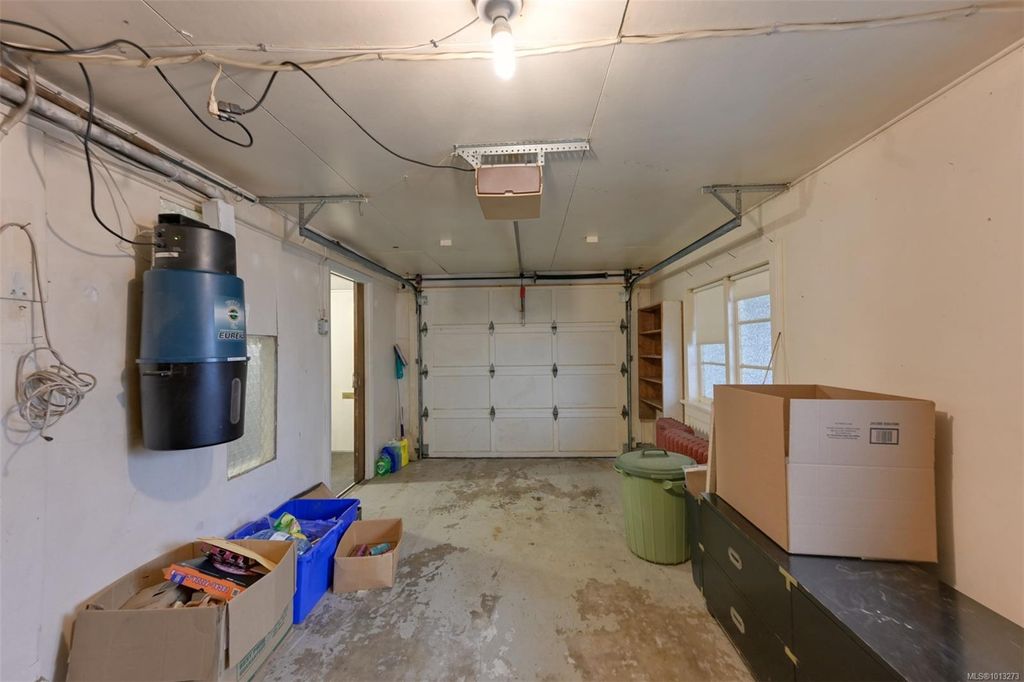 listing image 16048769664340669714