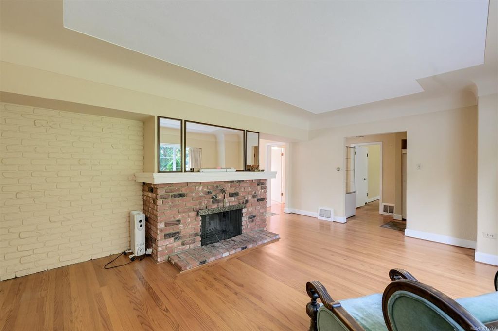 listing image 16048197132781524968