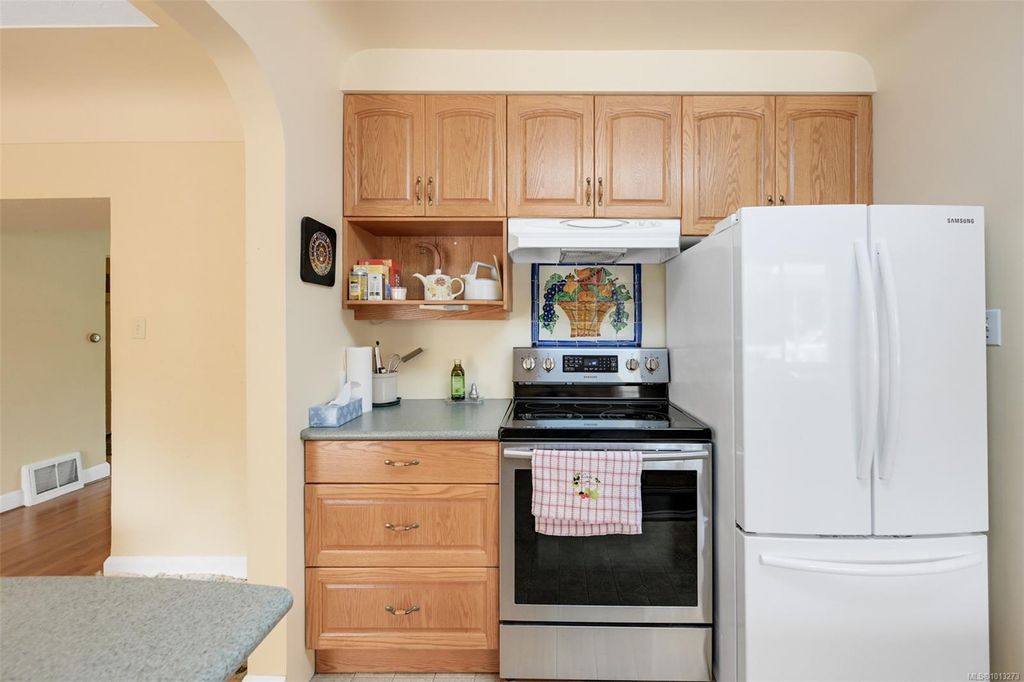 listing image 16048719574981586058