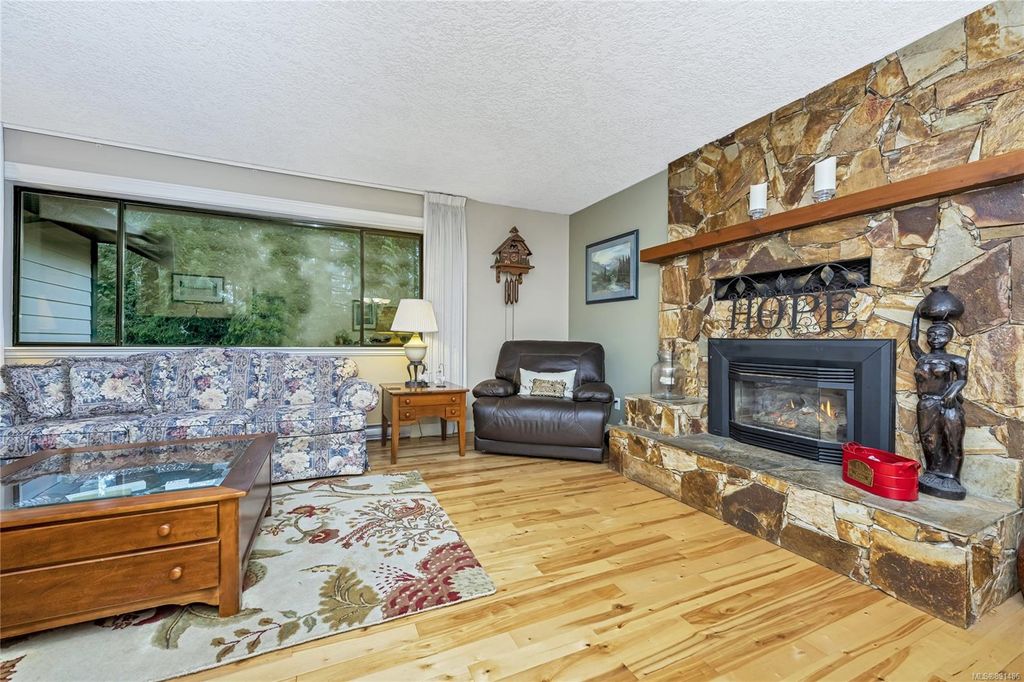 listing image 16045295984424320079