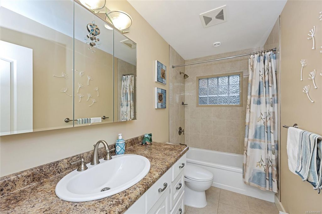 listing image 16043532536340782468