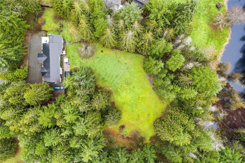 listing image 16042421353834589501