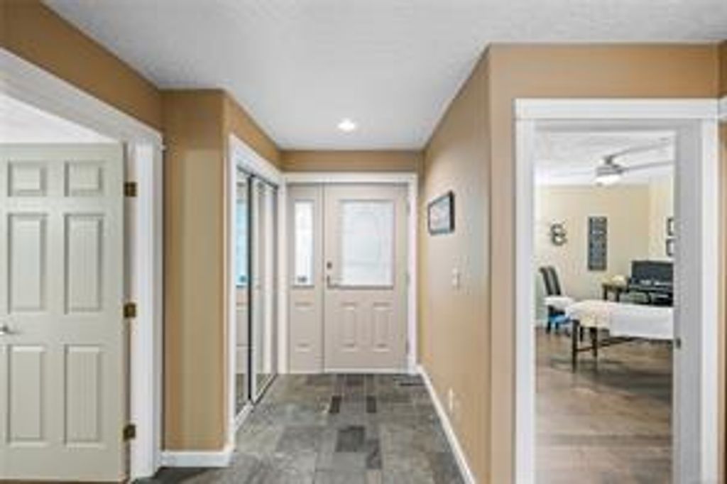 listing image 160448153541