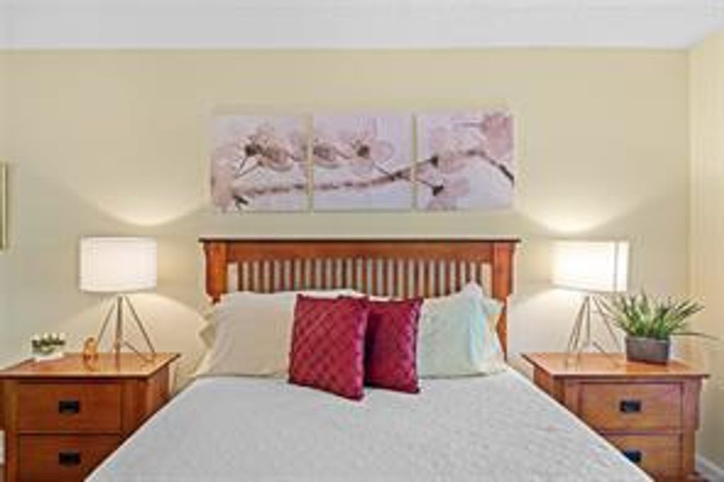 listing image 16041908908200