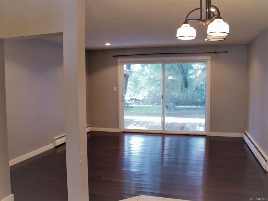 listing image 16040152937446546060