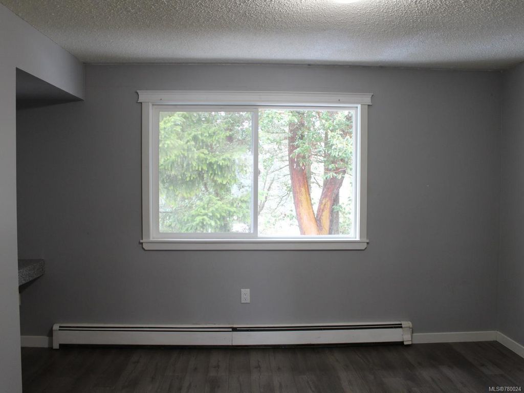 listing image 16040480364464673687