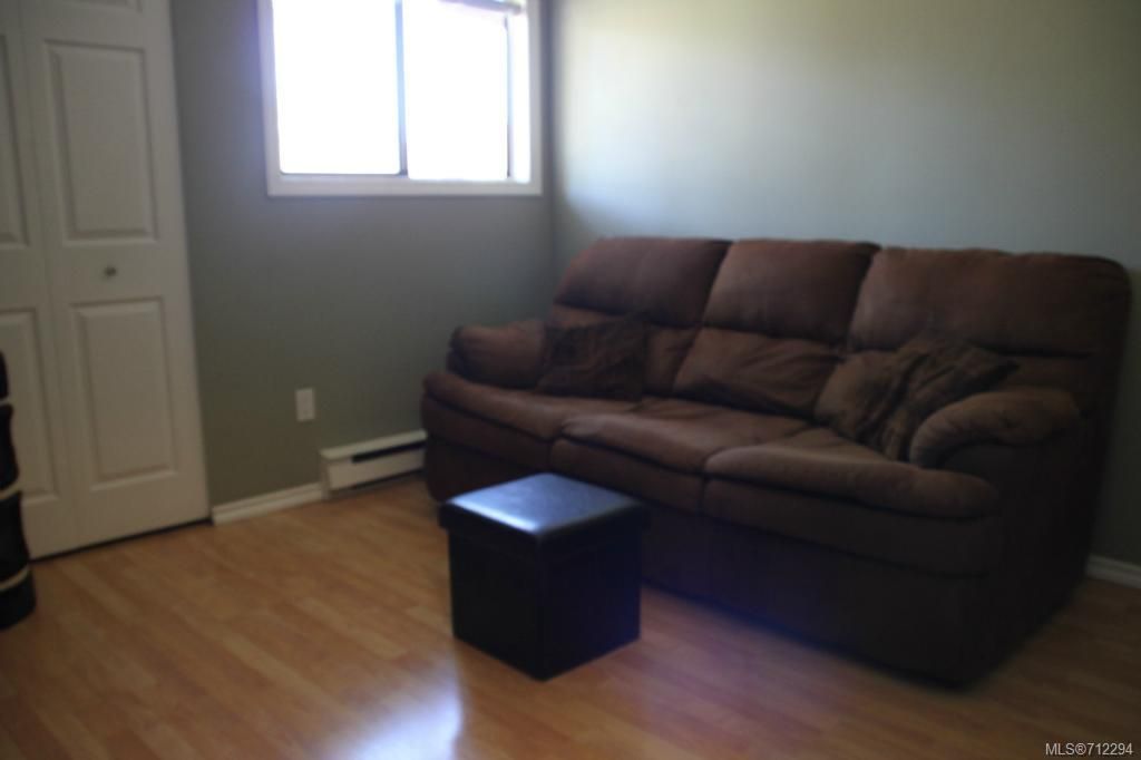 listing image 16048887904229370010