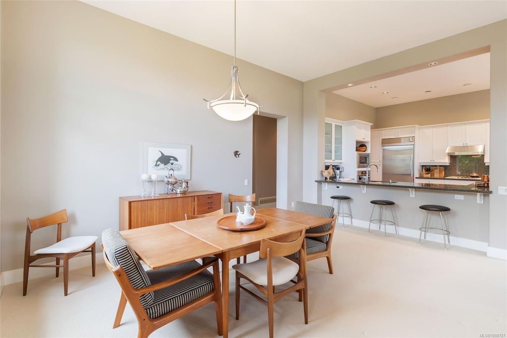 listing image 16044222426192272748