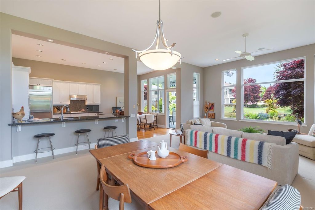 listing image 16043000198970623361