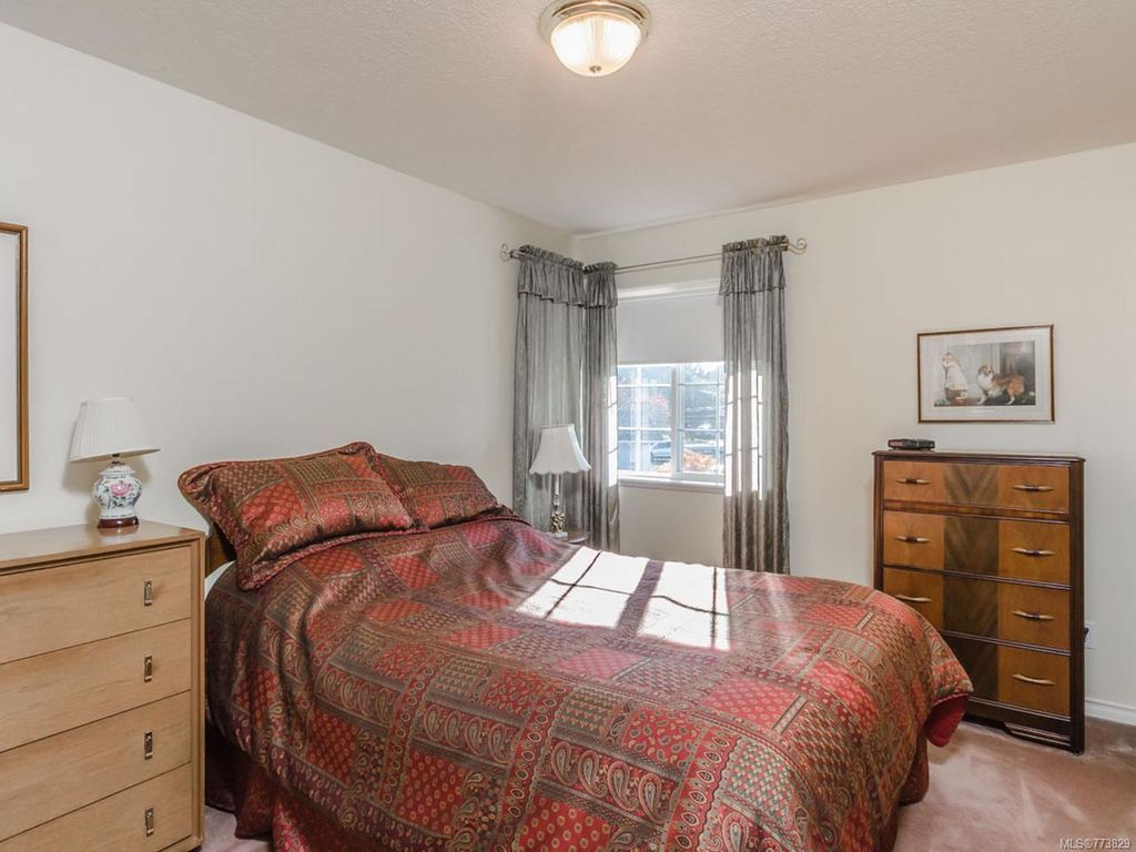 listing image 16049772582275038094