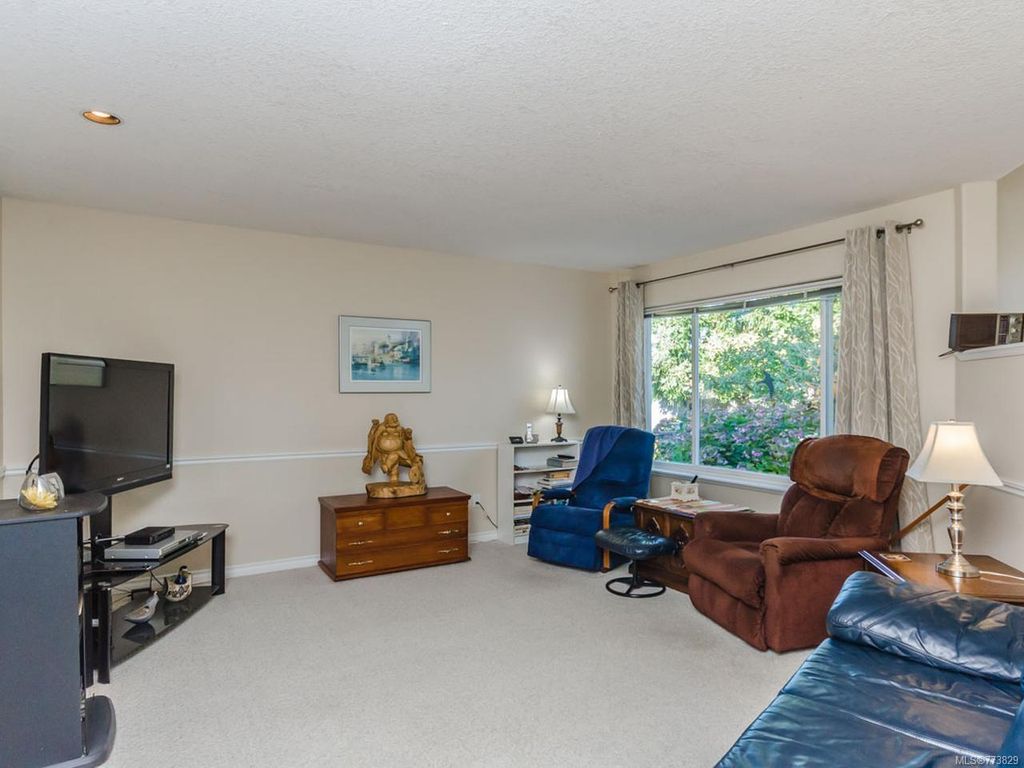 listing image 16042401306433801215