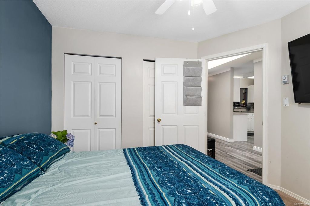 listing image 16041107023679904876