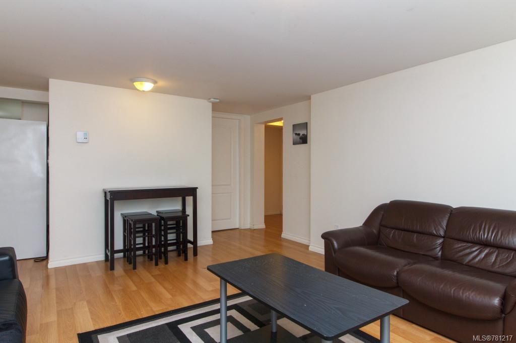 listing image 16044461589194038680