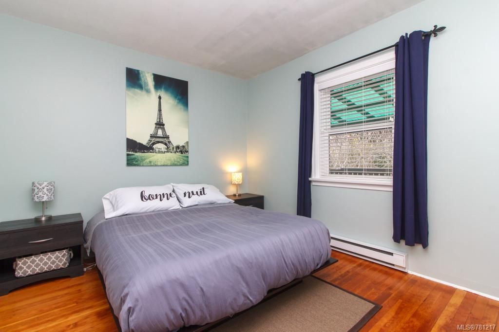 listing image 16049484734370252679