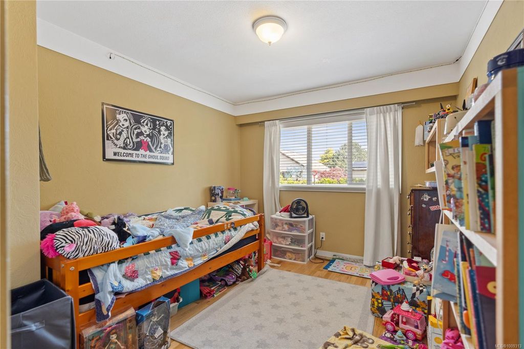 listing image 16043765255535051116