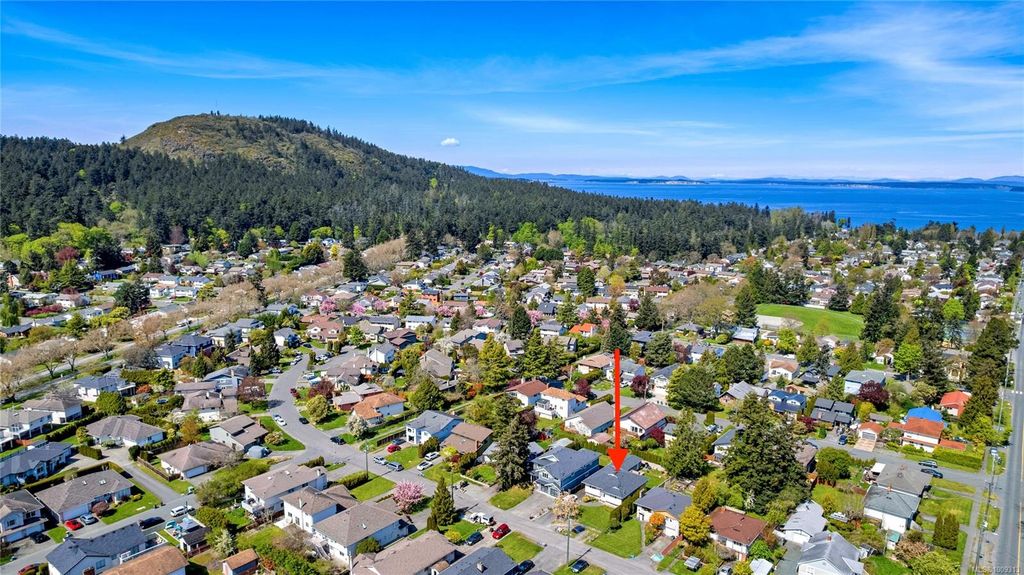 listing image 16041222219860375424