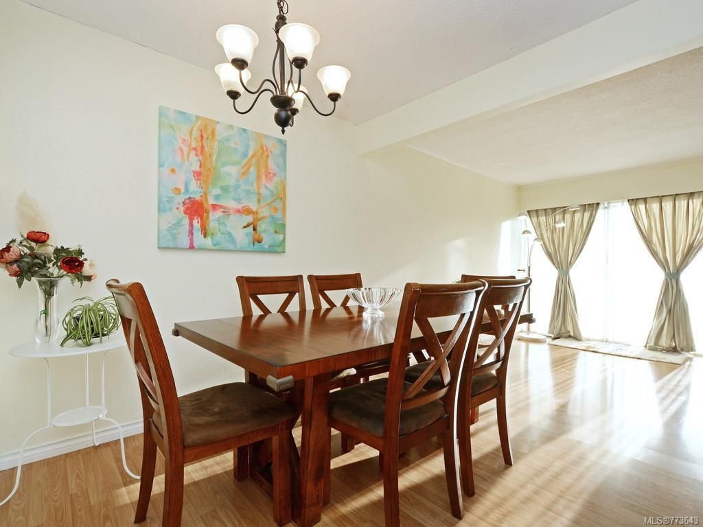 listing image 16045921837262916898