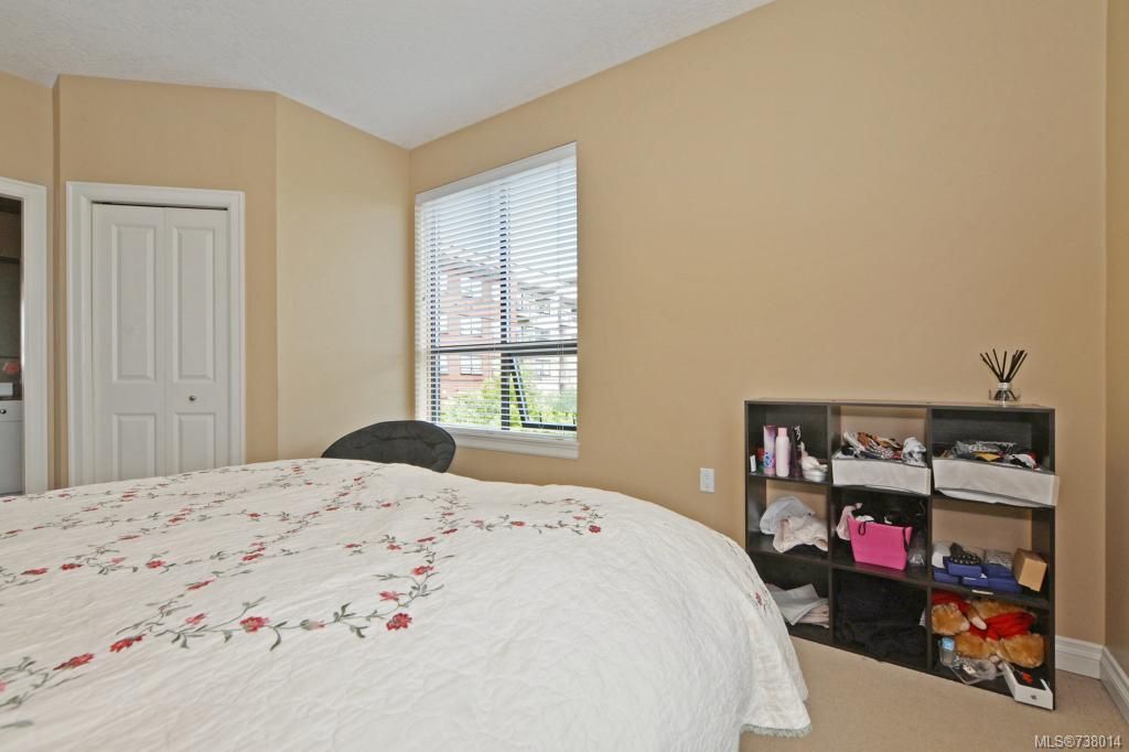 listing image 16049327940313397866